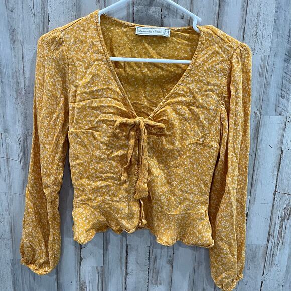 Abercrombie & Fitch Yellow Ditzy Floral Button Bow Crop Lightweight Top Small - Picture 1 of 8